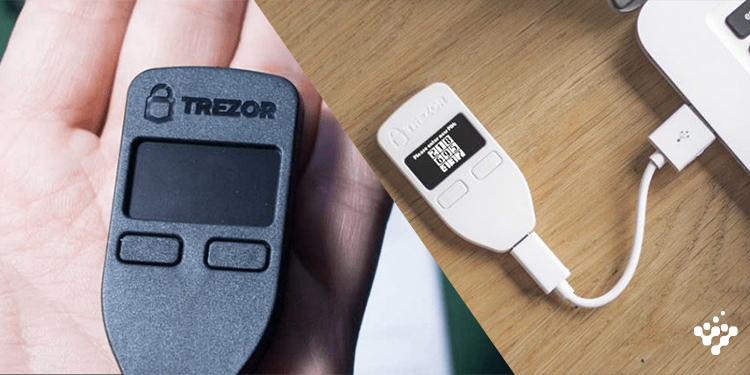 Trezor-Wallet-attached